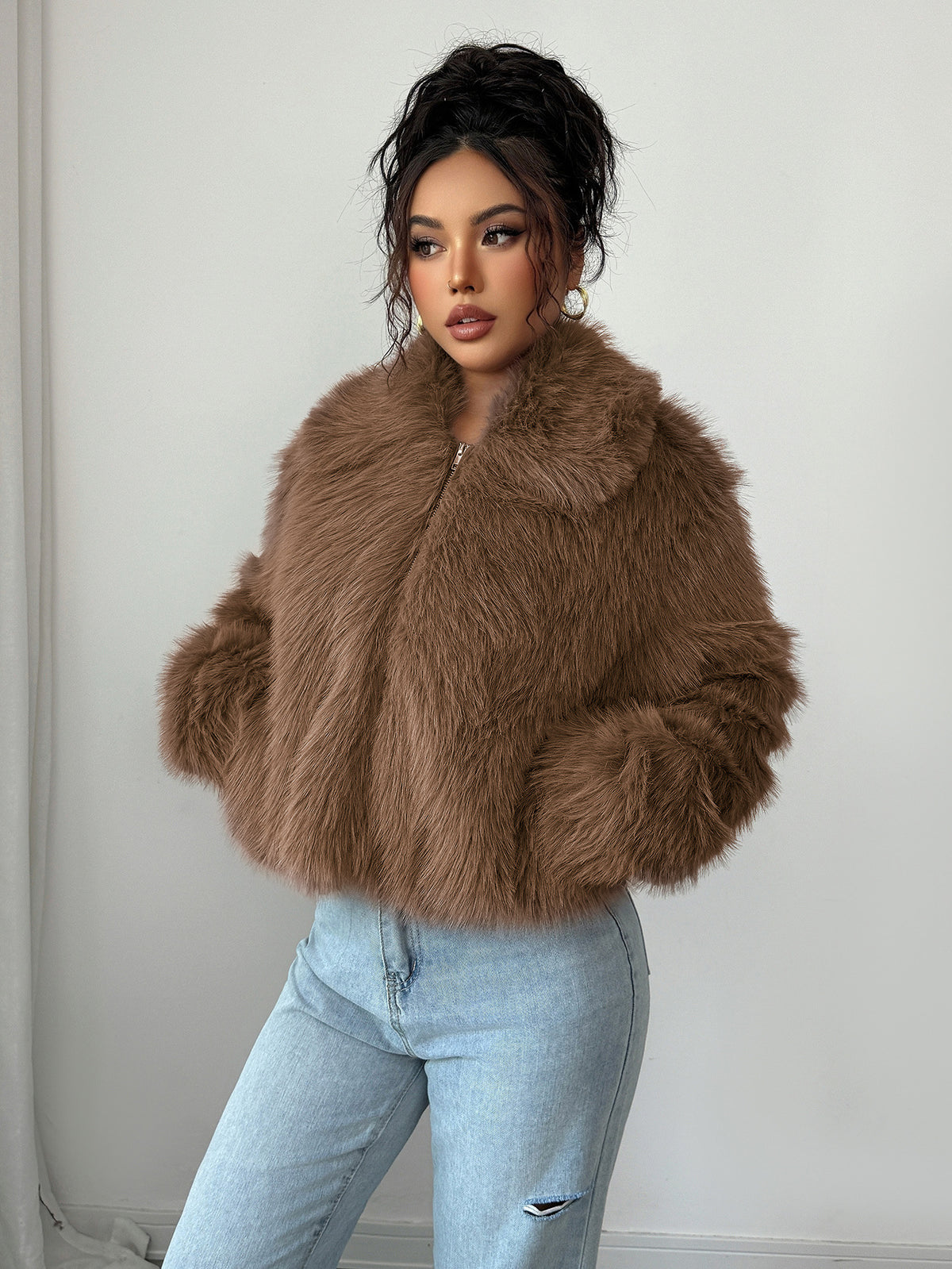 Gaovot Taupe Faux Fur Lapel Collar Open Front Cropped Coat for Daily Wear