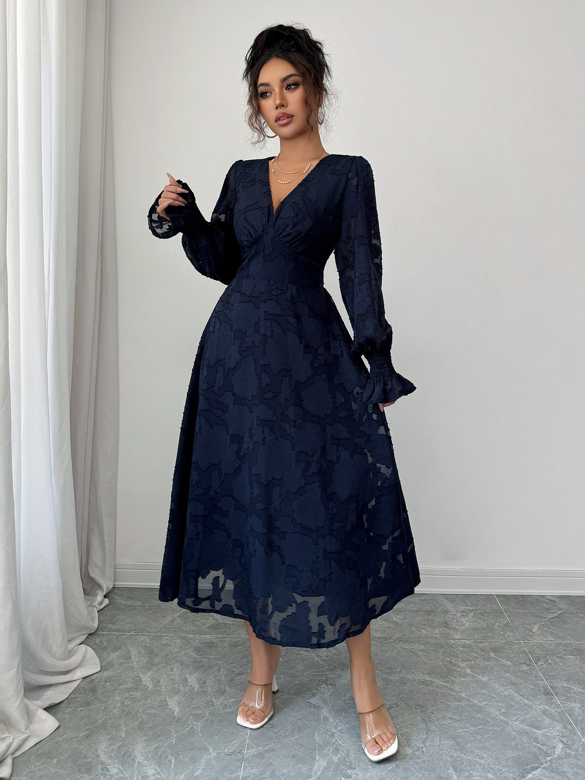 Gaovot Navy Blue Lace V-Neck Lantern Sleeve Midi Dress
